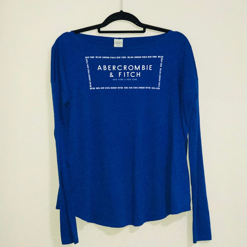 Blue tshirt